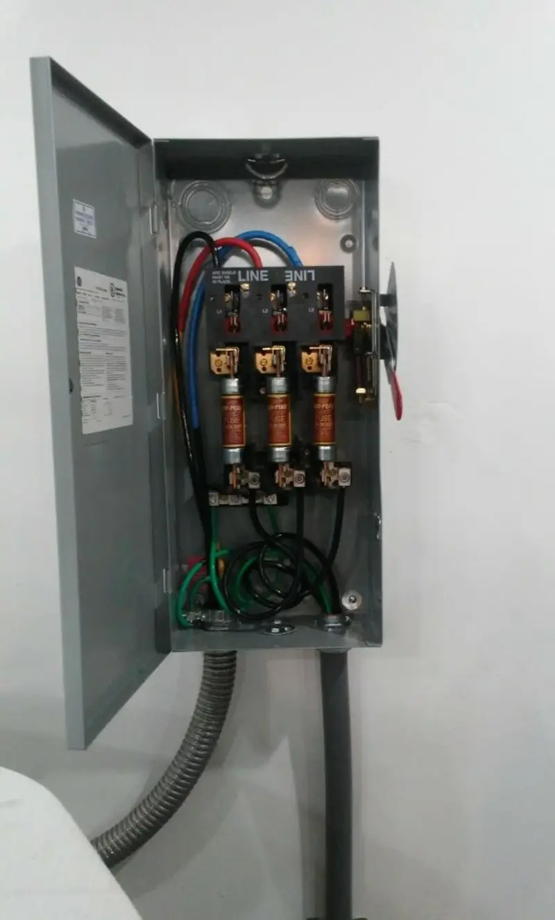Three-phase disconnect switch installed for Electrical Wiring & Rewiring in Great Neck
